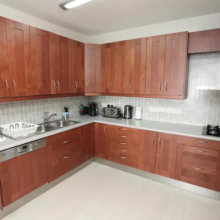 Seaview 602 By Ezoria Apartment *